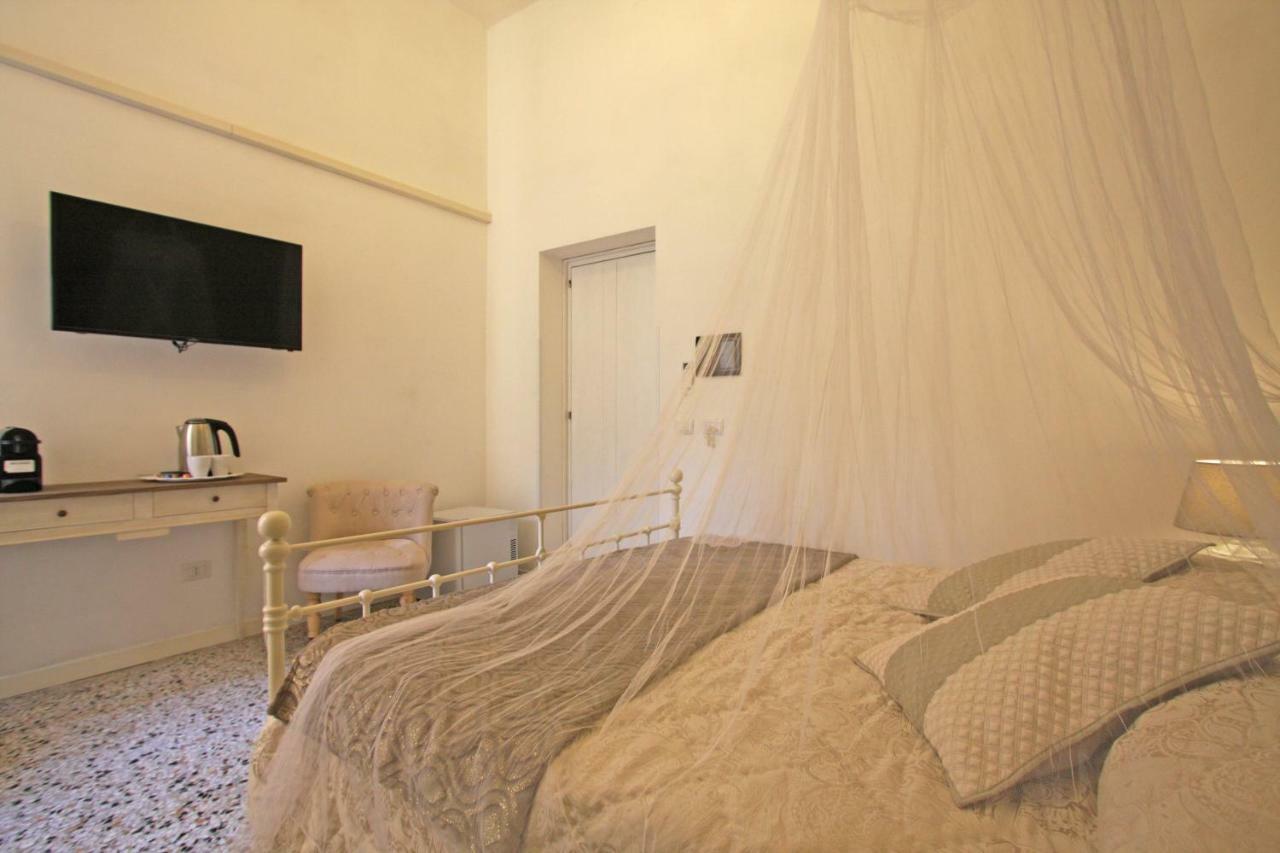 Monti Luxury Hotel โรม ภายนอก รูปภาพ
