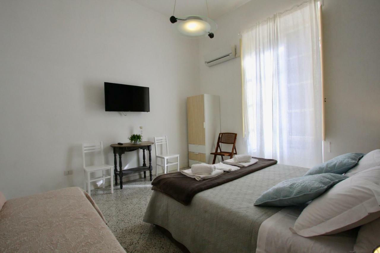Monti Luxury Hotel โรม ภายนอก รูปภาพ