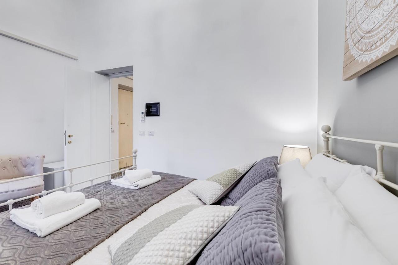 Monti Luxury Hotel โรม ภายนอก รูปภาพ